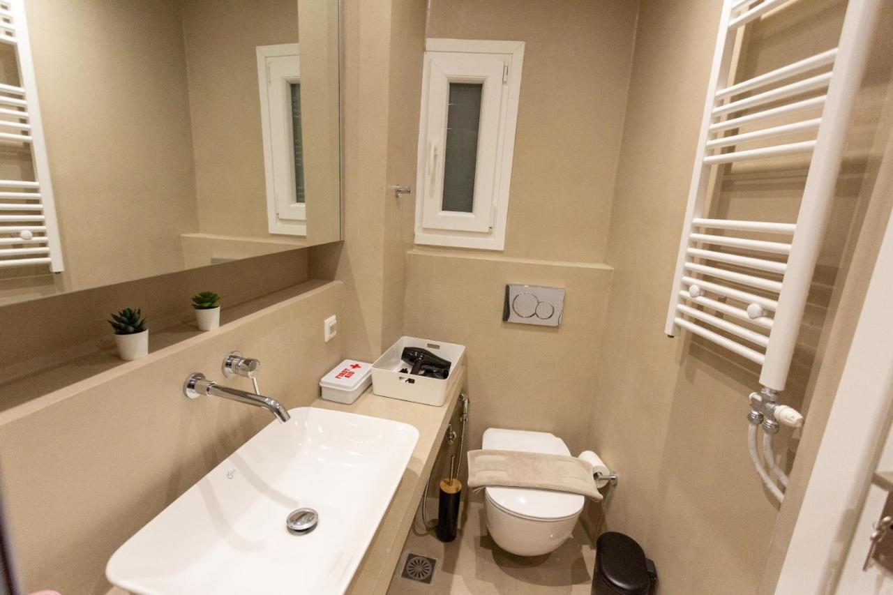 Gtrip Brand New Koukaki Apartment - 3125 Athens Luaran gambar
